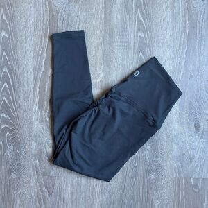 Born Primitive Leggings Women’s Size Small